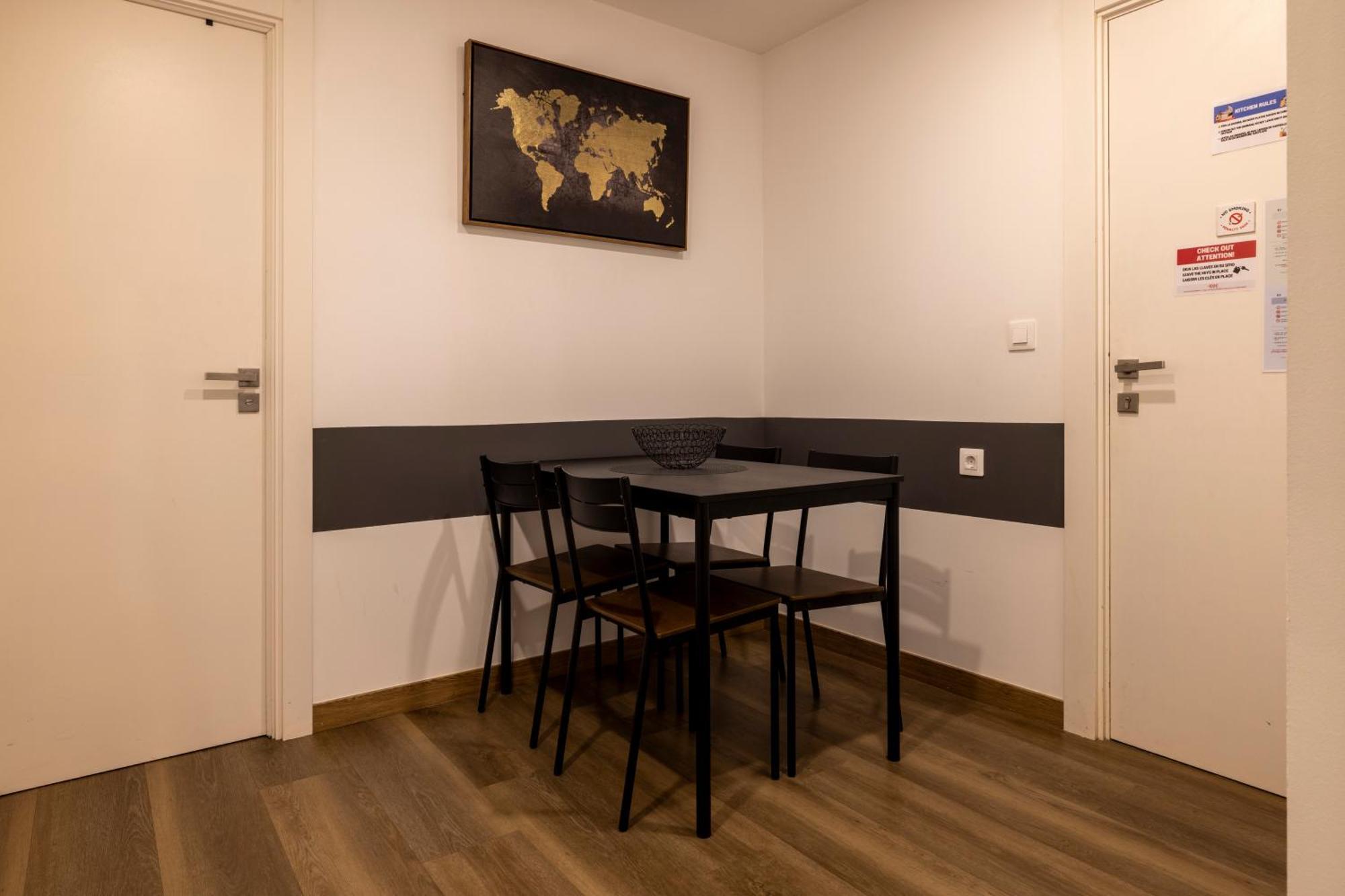 Estudio Para Grupos Pequenos En El Pas De La Casa - Centrico Eksteriør billede